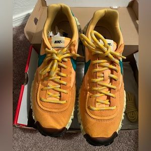 Nike outbreak size 14